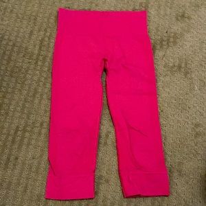 Lululemon Seamless Capri Leggings Sz Small